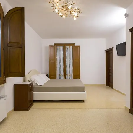 Degli Eroi Villa