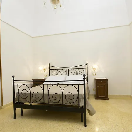 Degli Eroi Villa